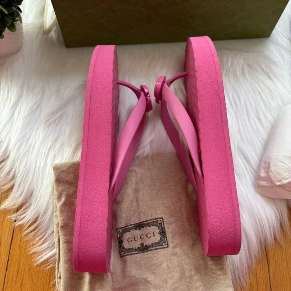 Gucci GG Chevron Pink Sandals